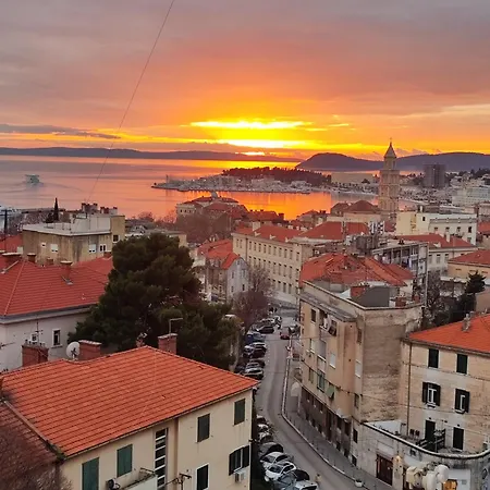 Astonishing View Апартаменты *