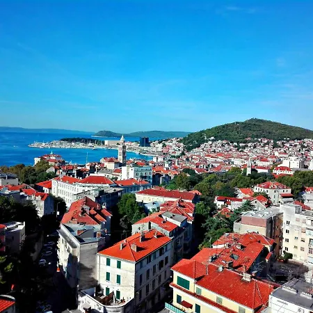 Апартаменты Astonishing View Сплит