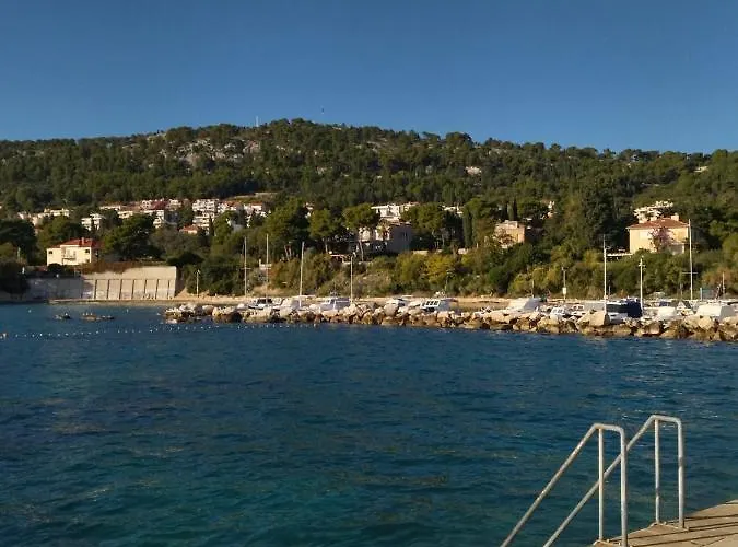 Astonishing View 公寓 *